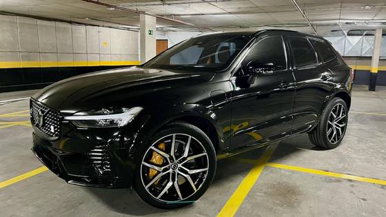 VOLVO XC60 2.0 T8 RECHARGE POLESTAR ENGINEERED AWD GEARTRONIC VOLVO XC60 2.0 T8 RECHARGE POLESTAR ENGINEERED AWD GEARTRONIC